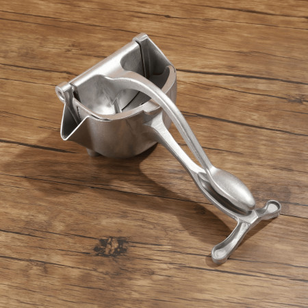 Aluminum Fruit Juicer